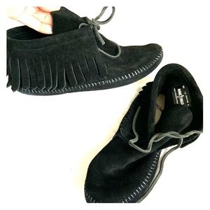Minnetonka fringe booties